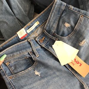 American Eagle outfitters and Levi’s jeans